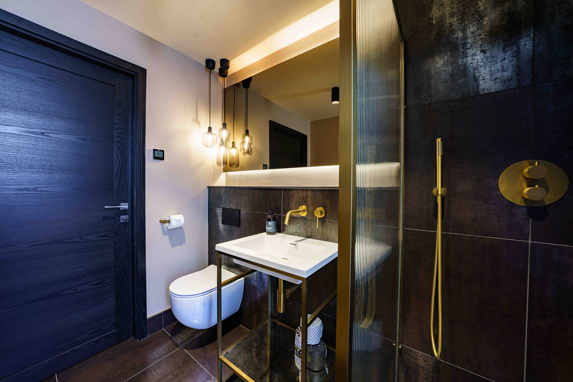 Bridgend Downstairs Bathroom
