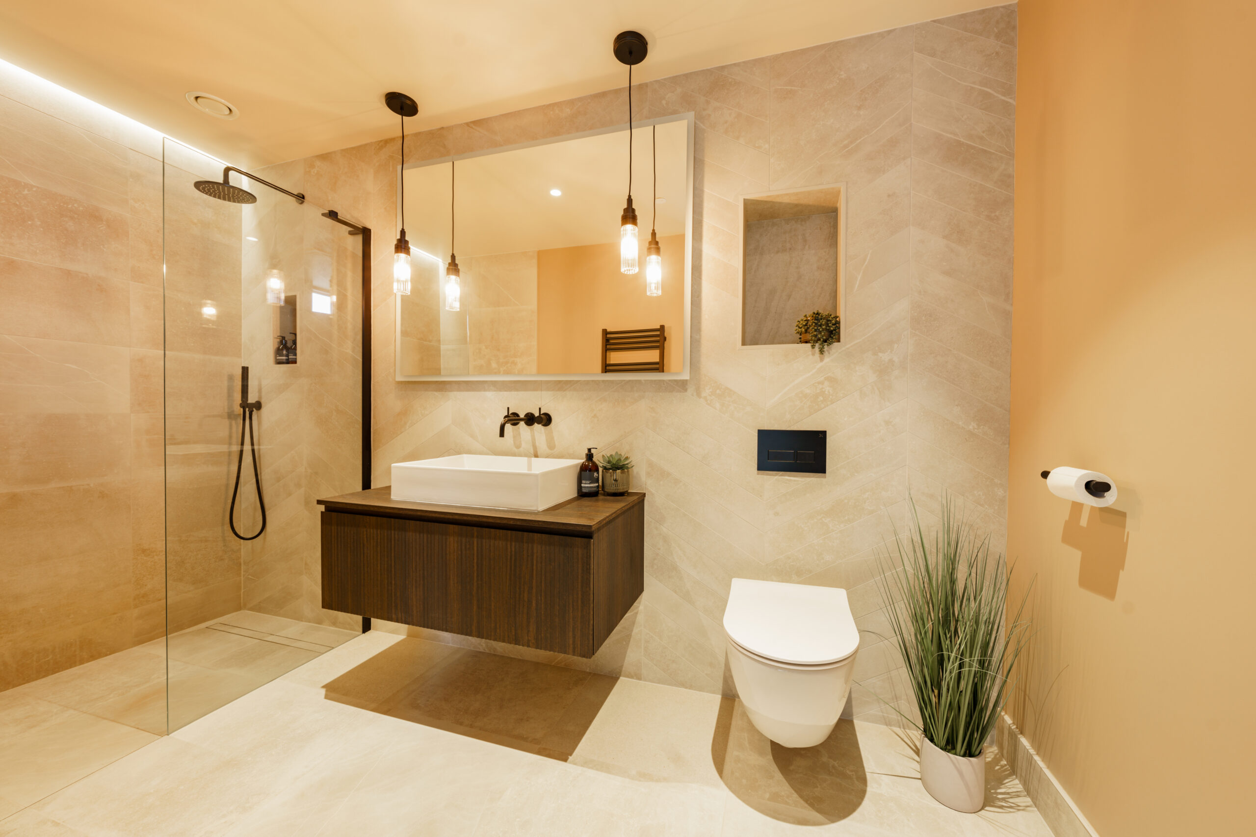 Bridgend Guest Bathroom